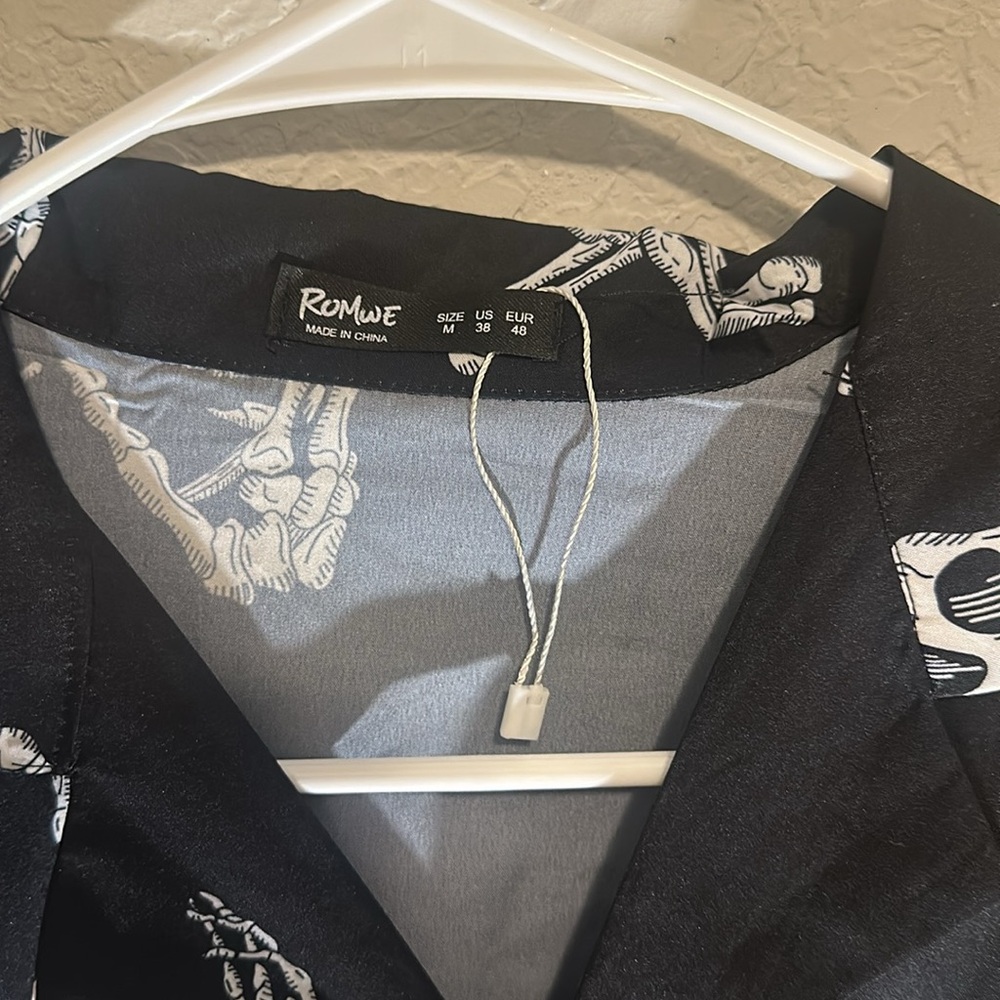 Romwe Button Up - Picture 3 of 4